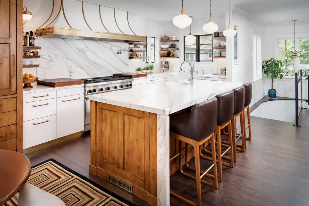 Elegant Custom Closet Design & Kitchen Cabinets in San Diego