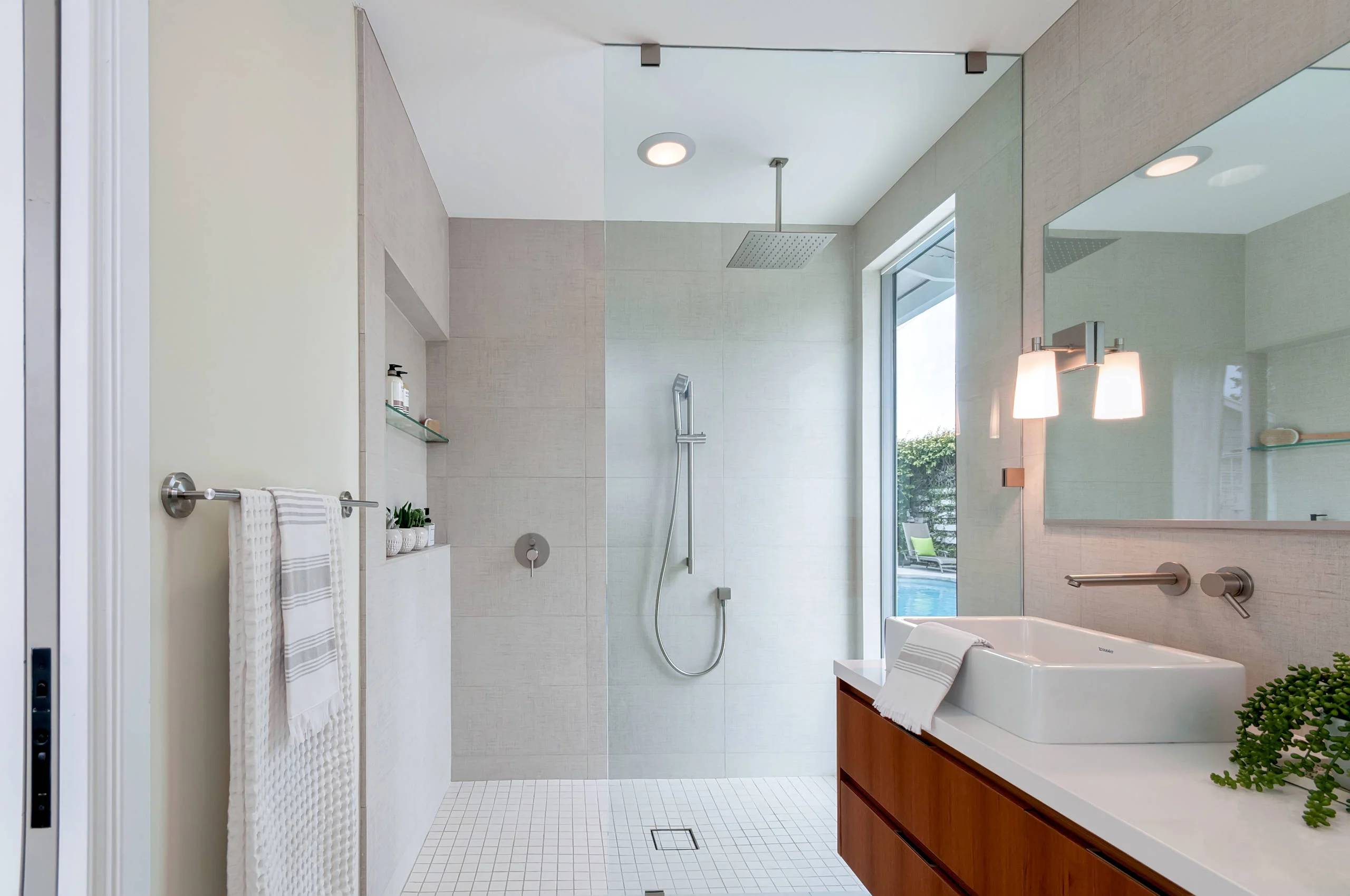 La Jolla Contemporary Remodel &mdash; custom cabinetry detail