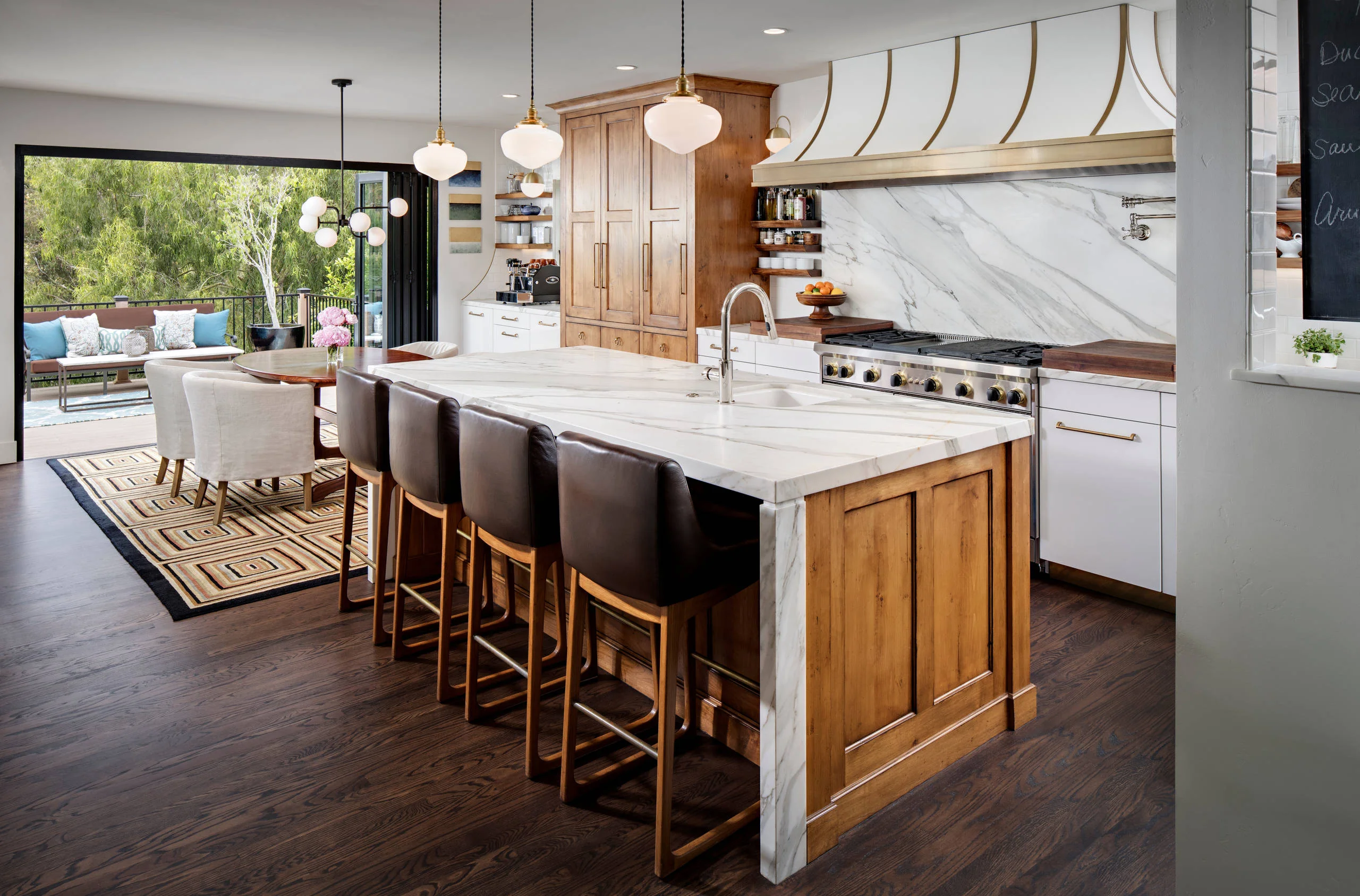 Custom cabinets and luxury kitchen design in Malibu